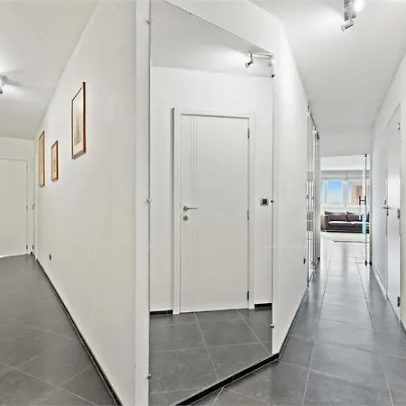 Luxury Penthouse In The Center Of T101 Apartment *